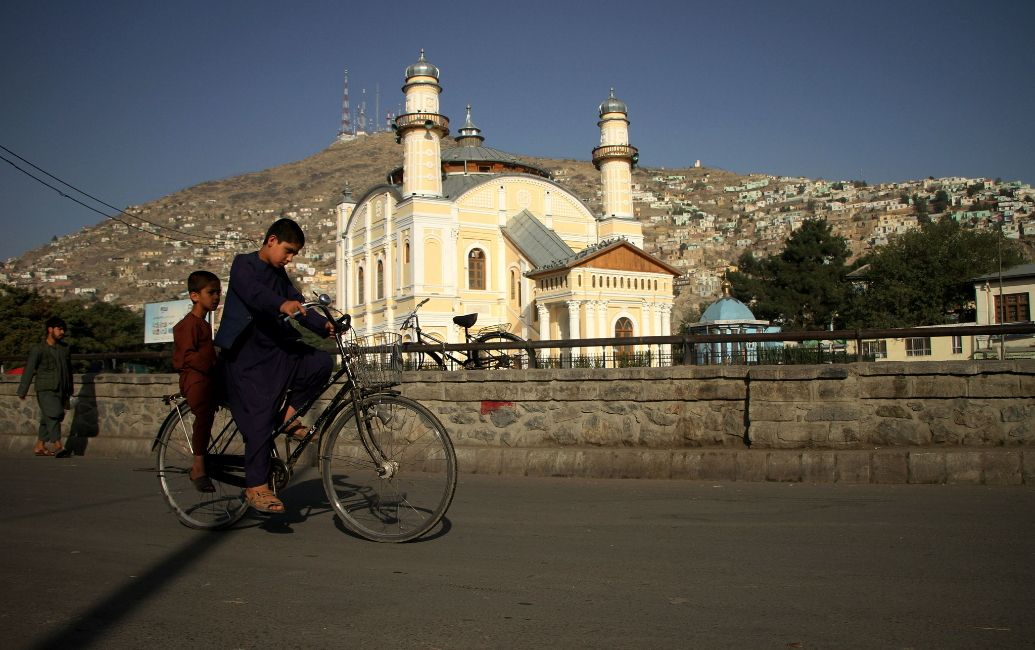 阿富汗塔利班掌权下的民生现状|阿富汗|喀布尔|新华社_新浪新闻