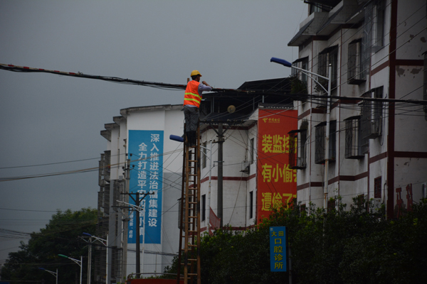 澎湃新闻记者胥辉图