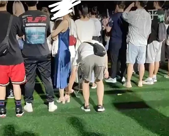 湖北工业大学通报“新生偷拍裙底”事件休闲区蓝鸢梦想 - Www.slyday.coM