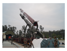  “烈火-2”导弹在测试时采用铁路机动发射模式