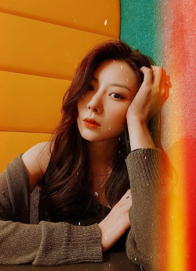 前tvb女星"心郁郁"想参加选秀比赛,担心被奚落:都一把年纪了|陈蕊蕊