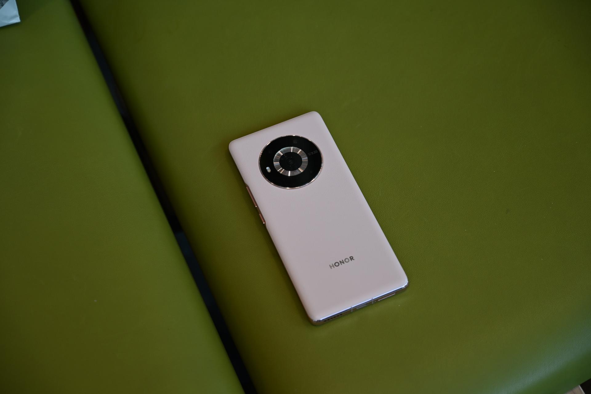 王者归来,非凡设计荣耀全能科技旗舰新品荣耀magic3上手体验|荣耀