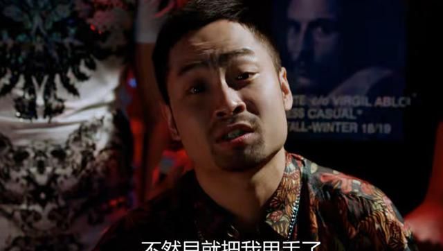 《意外英雄》为什么一年后离婚了?影片的导演和编剧分别是谁?