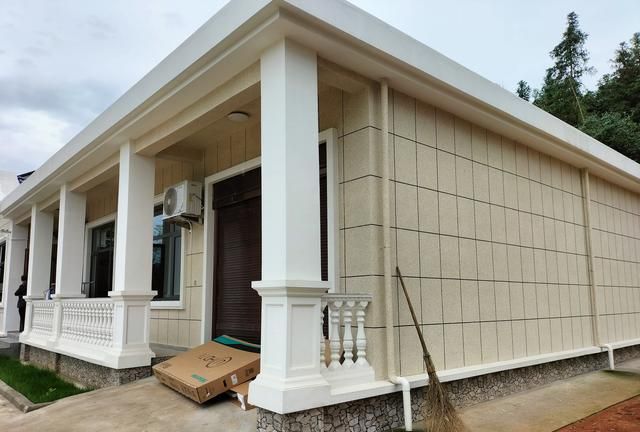 农村盖房做平顶房好还做瓦房好