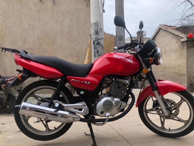 为什么很多人到农村收购旧摩托车,干什么用?现在能卖多少钱?