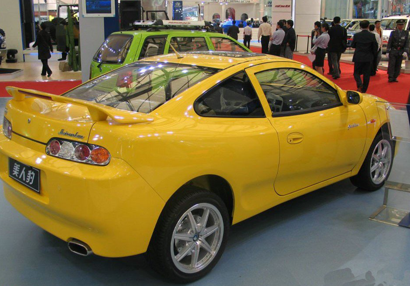 美人豹复活吉利最新无框双门敞篷跑车实车泄露