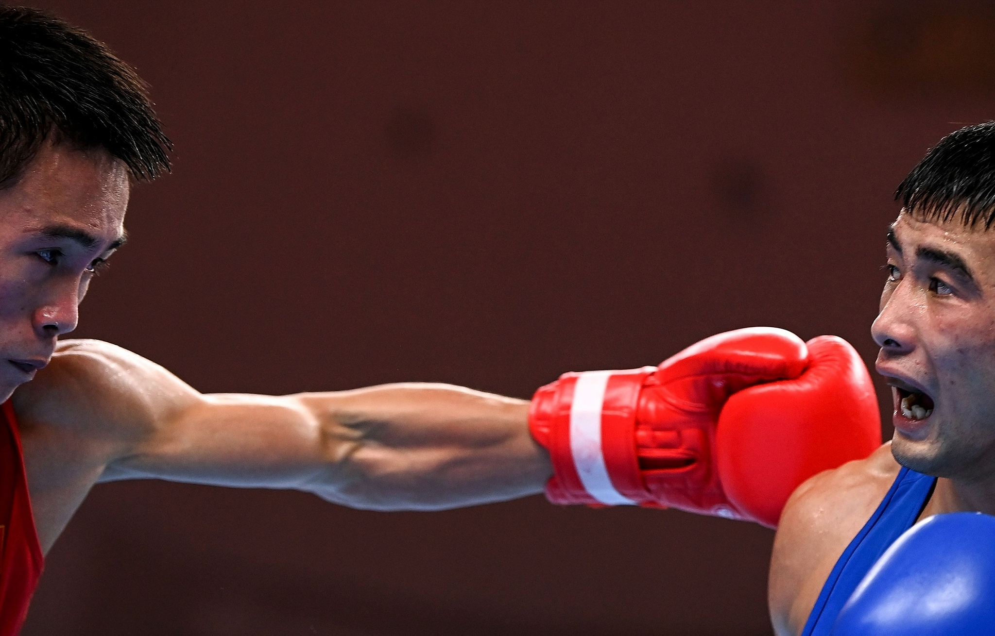 拳击——男子63公斤级:山俊夺冠