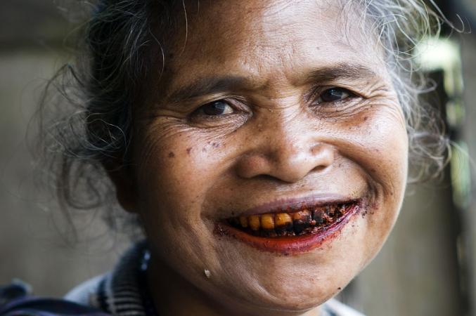 戒不掉的槟榔,一条横亘于生命与获利之间的裂谷|癌症_新浪财经_新浪网