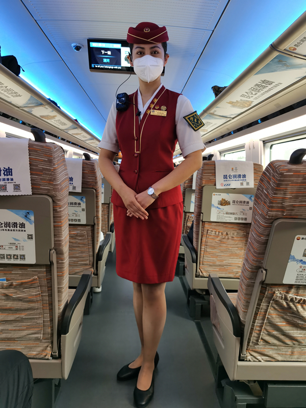 发现最美铁路】看"雪之梦"乘务组用"心"服务冬奥之旅|高铁|铁路|北京