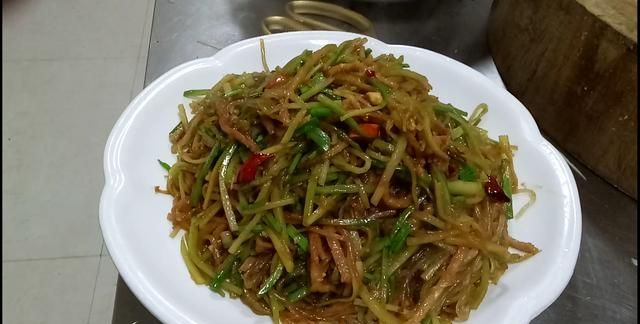 中秋佳节大厨分享一道农家特色美食,吃一次还想第二次休闲区蓝鸢梦想 - Www.slyday.coM