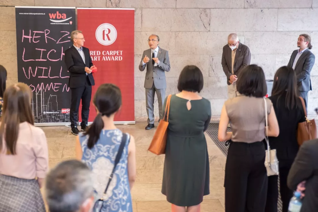 2021维也纳中秋文化节，多瑙河畔大放异彩休闲区蓝鸢梦想 - Www.slyday.coM