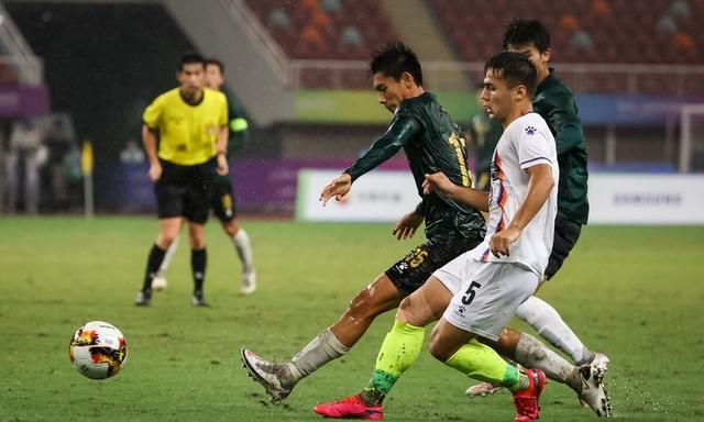 昨晚22点!中超、国足希望已“出现”：中国足球进入世界杯不远了休闲区蓝鸢梦想 - Www.slyday.coM