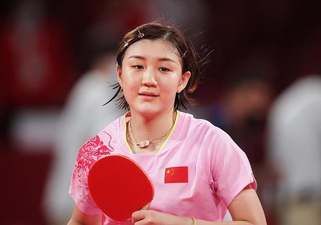 爆冷！国乒世界第1惨遭0比3，一波6比0接一波5比1神仙打架休闲区蓝鸢梦想 - Www.slyday.coM