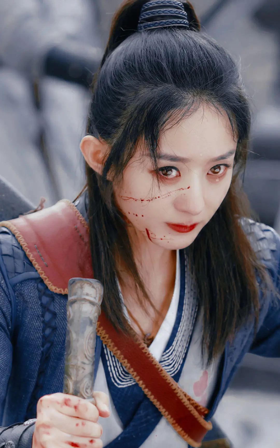 女星战损妆又美又惨!赵丽颖,热巴,李沁,这几位绝了!