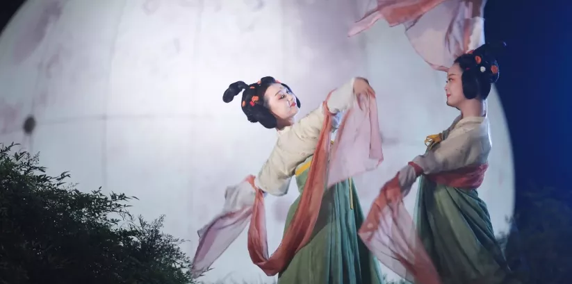 八台中秋晚会：百位大咖聚大湾区，东方台比真唱，芒果台在干啥？休闲区蓝鸢梦想 - Www.slyday.coM