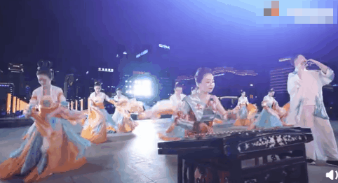 八台中秋晚会：百位大咖聚大湾区，东方台比真唱，芒果台在干啥？休闲区蓝鸢梦想 - Www.slyday.coM