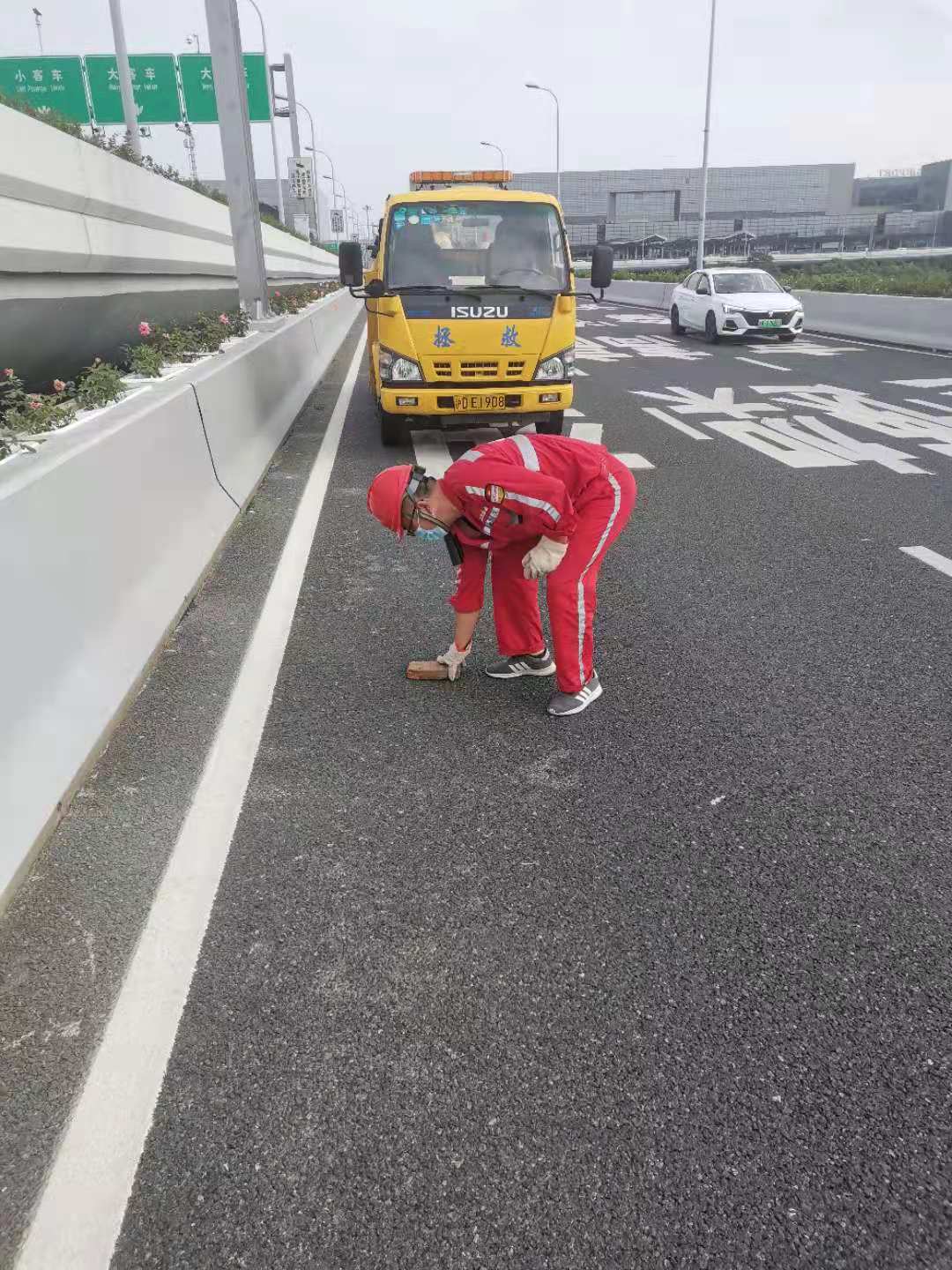 一个人的中秋休闲区蓝鸢梦想 - Www.slyday.coM