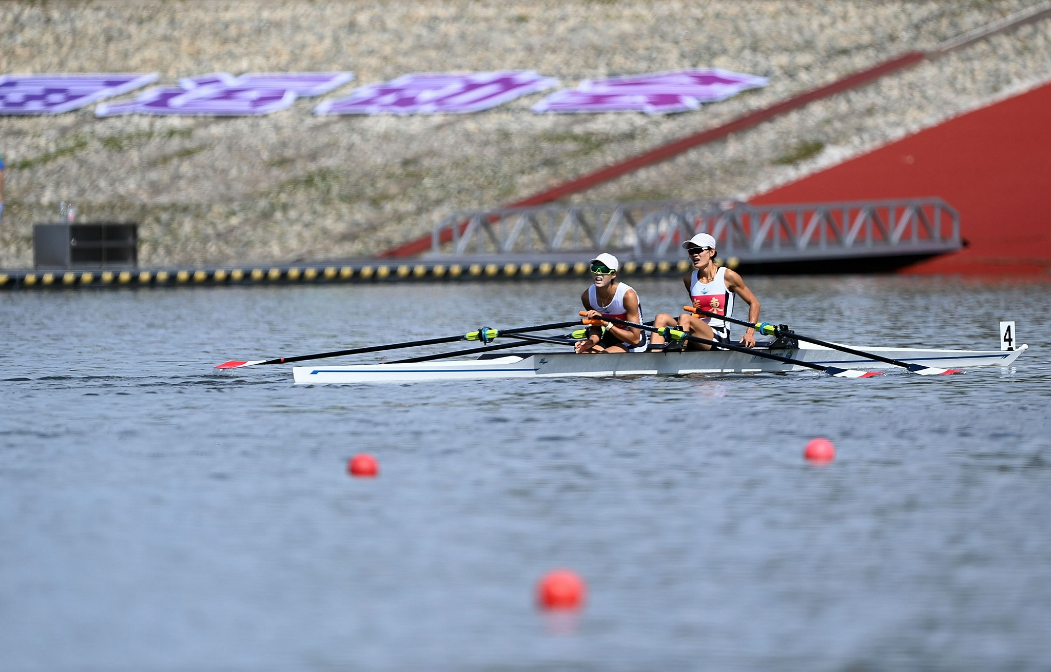 赛艇——女子轻量级双人双桨决赛赛况