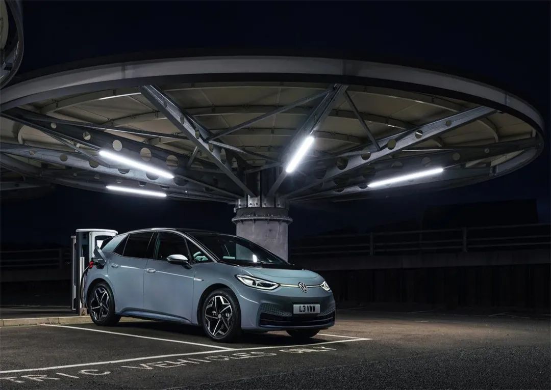 大众最新车型！颜值不差/尺寸堪比中型车 但起售价只要13万起？休闲区蓝鸢梦想 - Www.slyday.coM