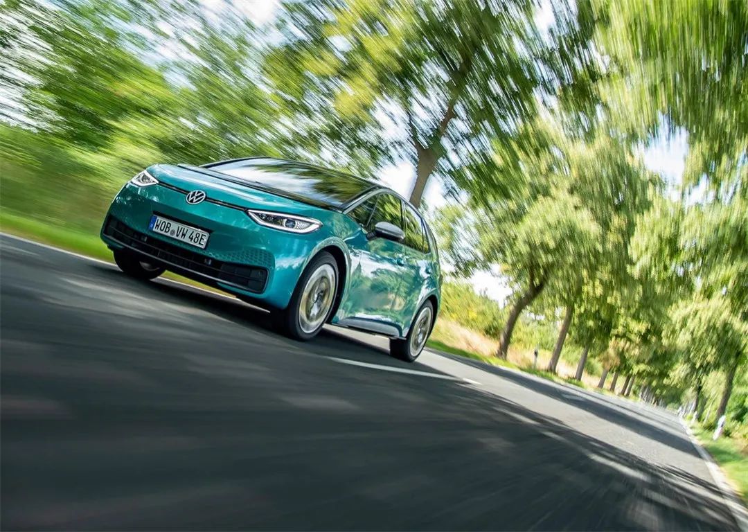 大众最新车型！颜值不差/尺寸堪比中型车 但起售价只要13万起？休闲区蓝鸢梦想 - Www.slyday.coM