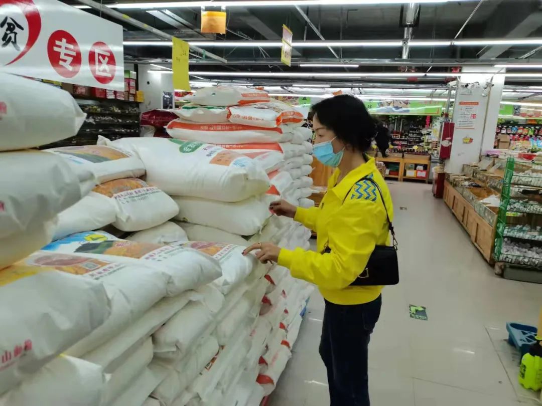 中秋节期间，博州消费市场货源充足！休闲区蓝鸢梦想 - Www.slyday.coM