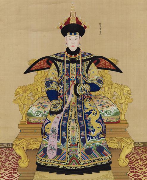 清郎世宁《纯惠皇贵妃朝服像》
