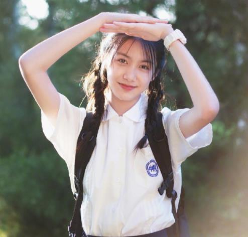 如果林臻娅没有在那场火灾中丧生的话,可能现在也