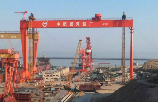 50多层楼高,一次起重2.2万吨!火遍全球的宏海号,到底有多牛?休闲区蓝鸢梦想 - Www.slyday.coM 50多层楼高,一次起重2.2万吨!火遍全球的宏海号,到底有多牛?休闲区蓝鸢梦想 - Www.slyday.coM