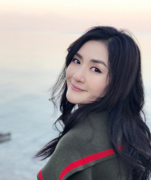 揭露吴昕隐私，抢汪涵的台词，太阳女神谢娜为了炒作有多心机休闲区蓝鸢梦想 - Www.slyday.coM