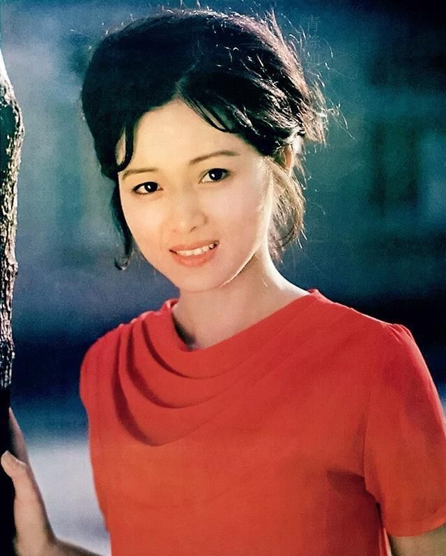 87红楼中最美的女演员从黛玉到秦可卿张蕾如今依旧貌美如花