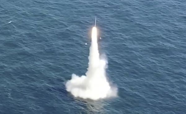韩媒：韩国将在明年部署自主研发的潜射弹道导弹