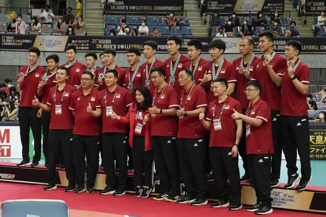 早读丨怒了！公司中秋节没发月饼，员工将经理打到住院休闲区蓝鸢梦想 - Www.slyday.coM