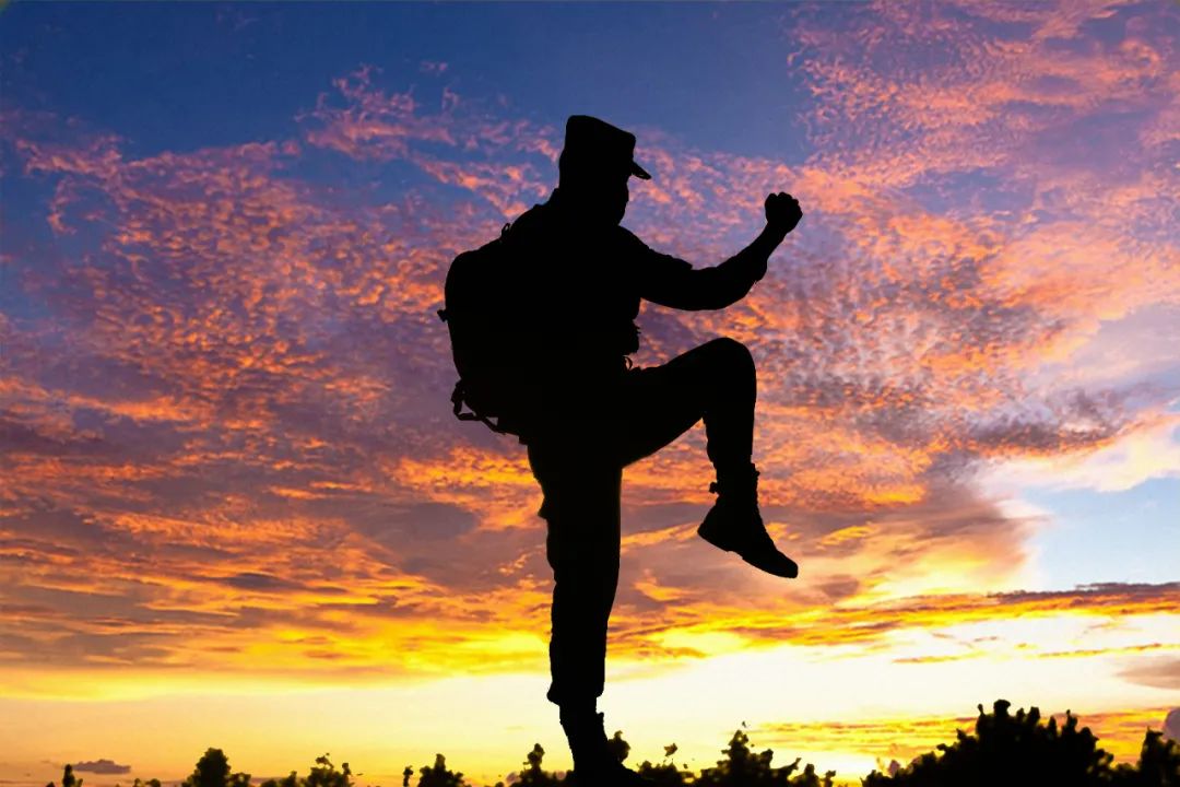 中秋节兵哥哥的这组剪影看哭了