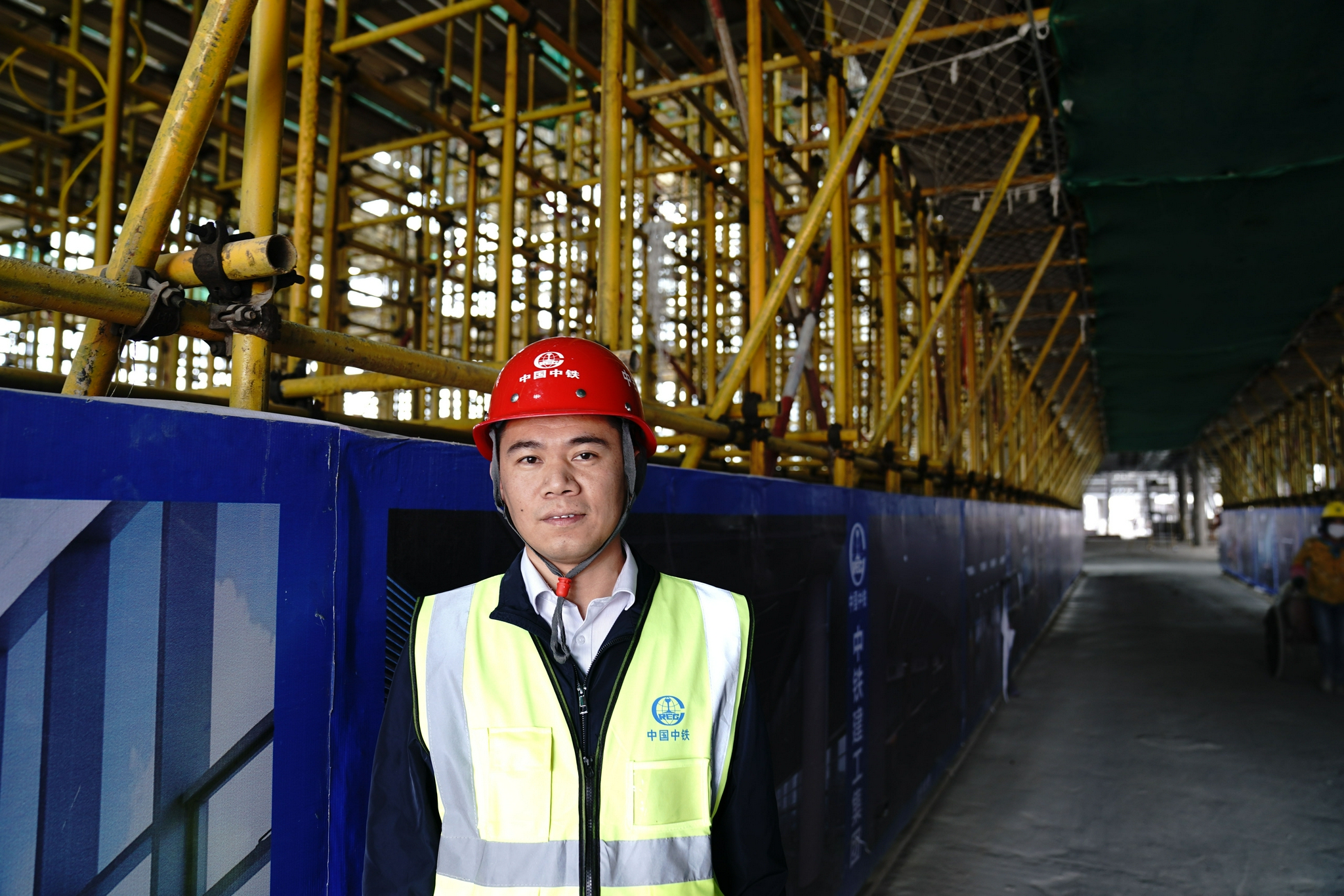 新华全媒+｜隔空举杯共明月——感受高原建设者的中秋思念休闲区蓝鸢梦想 - Www.slyday.coM