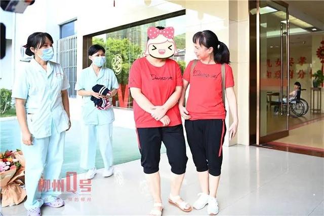 残疾女儿走失，母亲苦寻12年，柳州“妈妈”用爱养大送她回家休闲区蓝鸢梦想 - Www.slyday.coM