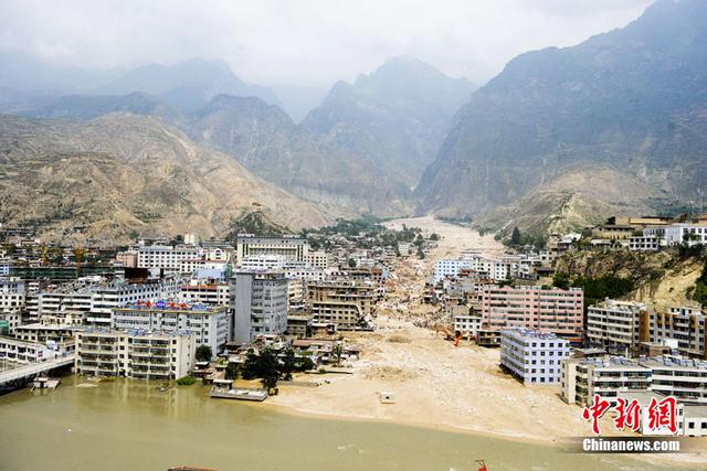 2010日产骐达老款