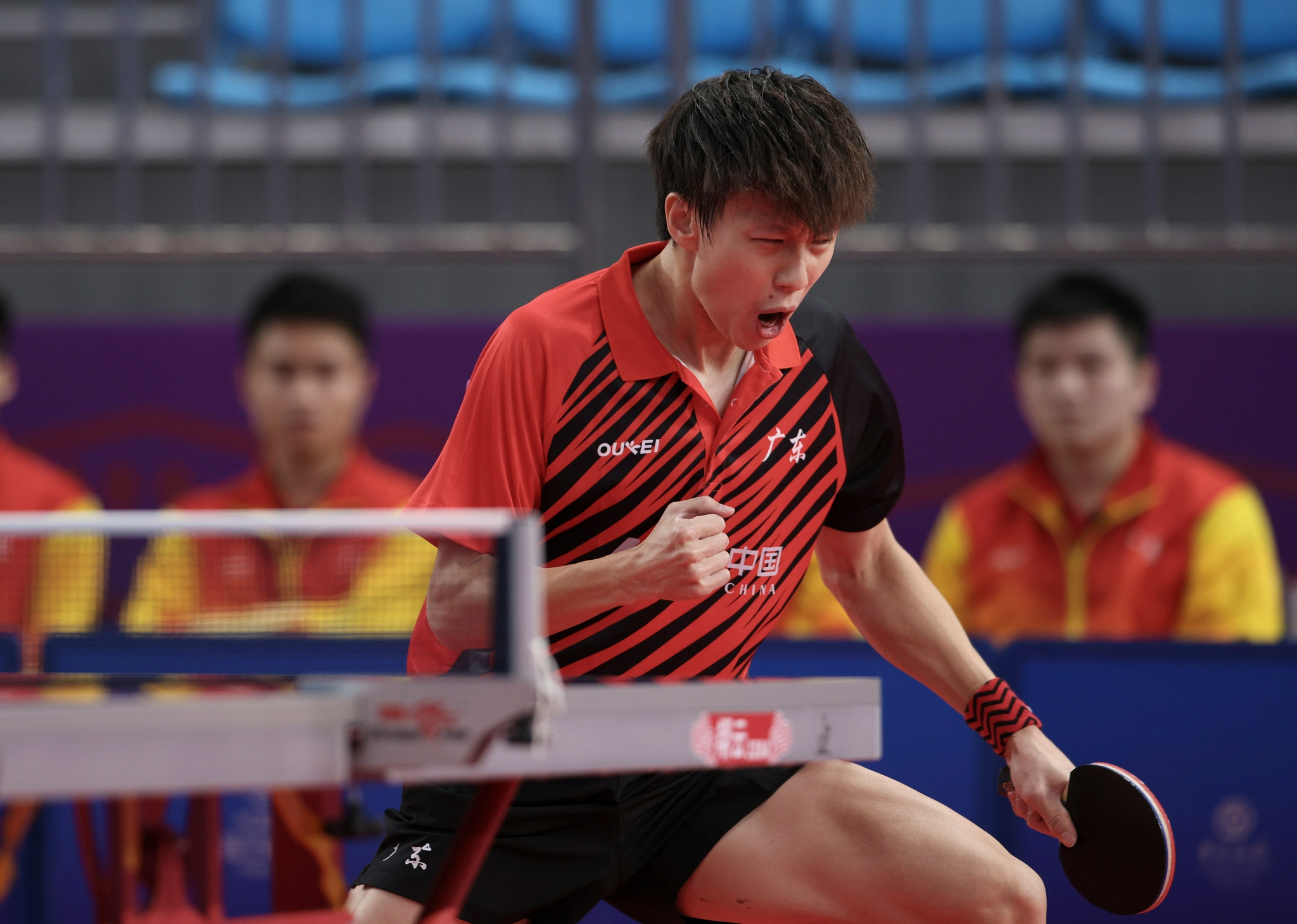 乒乓球——男团:广东队晋级四强