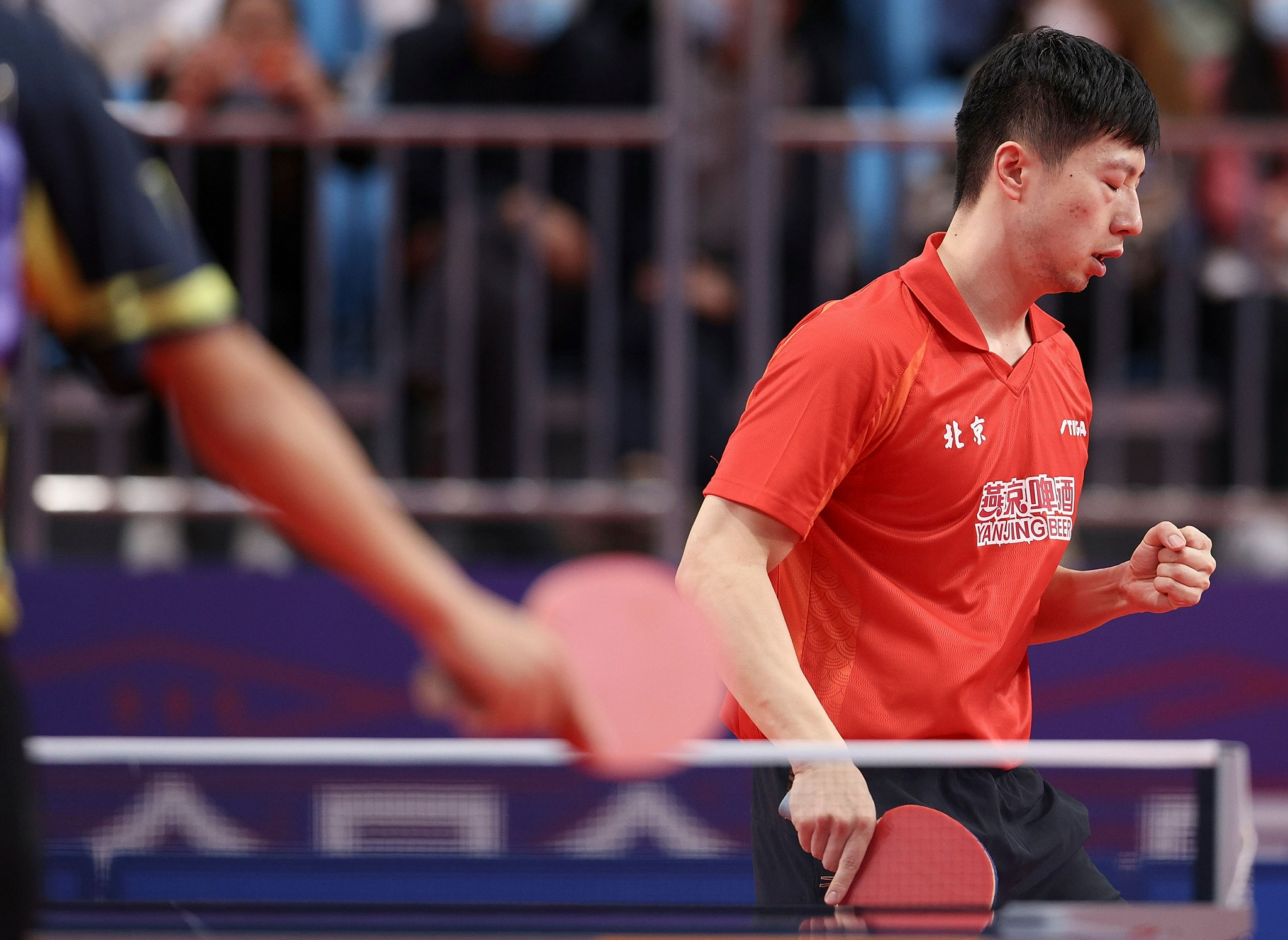 乒乓球——北京队胜陕西队晋级男团决赛