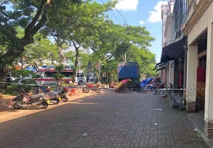 2死3伤！琼海突发一起疑似啤酒爆炸事件！休闲区蓝鸢梦想 - Www.slyday.coM