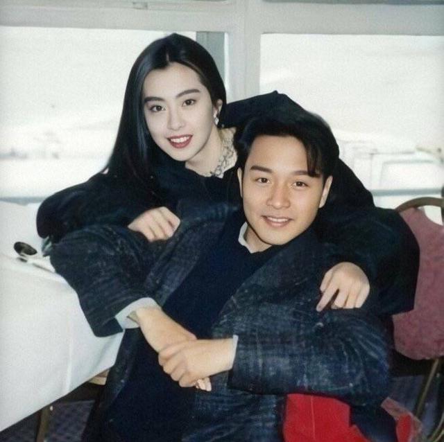 张国荣坠楼身亡死前身边无一亲人接到陈淑芬电话你再等等我