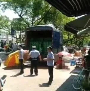 2死3伤！琼海突发一起疑似啤酒爆炸事件！休闲区蓝鸢梦想 - Www.slyday.coM