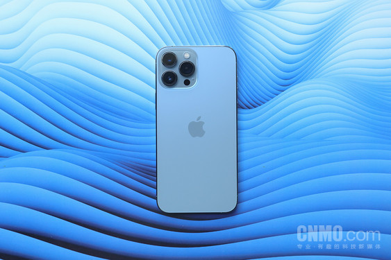 iPhone 13 Pro Max评测：用自由转换的焦点 “刷”出新的高度休闲区蓝鸢梦想 - Www.slyday.coM