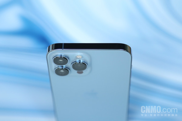 iPhone 13 Pro Max评测：用自由转换的焦点 “刷”出新的高度休闲区蓝鸢梦想 - Www.slyday.coM