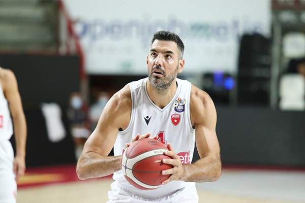 暂时不会家乡,留在意大利转型成球队总裁|斯科拉|退役|姚明_新浪新闻