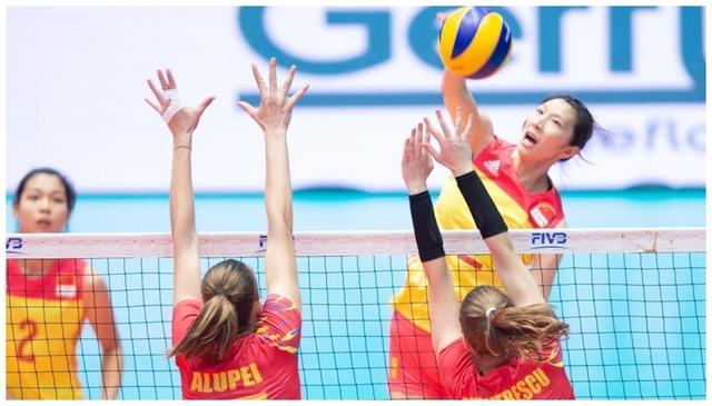 龚翔宇失去主力？2新星将携冠军入队，超手暴力扣球成女排新武器休闲区蓝鸢梦想 - Www.slyday.coM