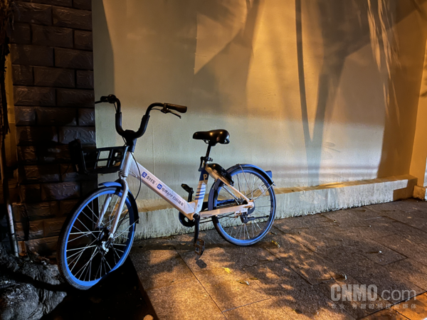 iPhone 13/13mini评测：“十三香”的意义 是将复杂的事情变简单休闲区蓝鸢梦想 - Www.slyday.coM