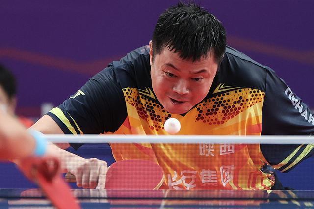 CCTV直播男团决战，国乒三巨头神仙打架，马龙王楚钦压制樊振东休闲区蓝鸢梦想 - Www.slyday.coM