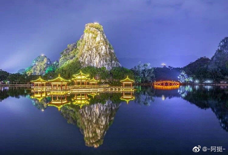 七星岩"水月岩云"一景已经成为对外宣传七星岩的标志景色