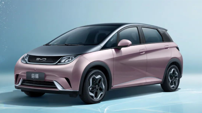 10万级高颜值电动两厢车,比亚迪海豚和欧拉好猫怎么选?-新浪汽车