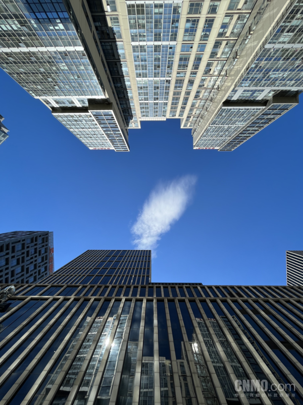 iPhone 13/13mini评测：“十三香”的意义 是将复杂的事情变简单休闲区蓝鸢梦想 - Www.slyday.coM